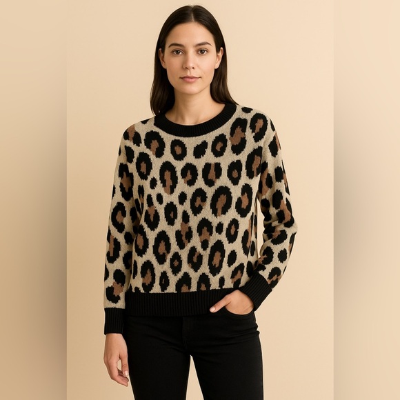 EVRI Sweaters - EVRI Black and Brown Crew Neck Sweater with Bold Leopard Print